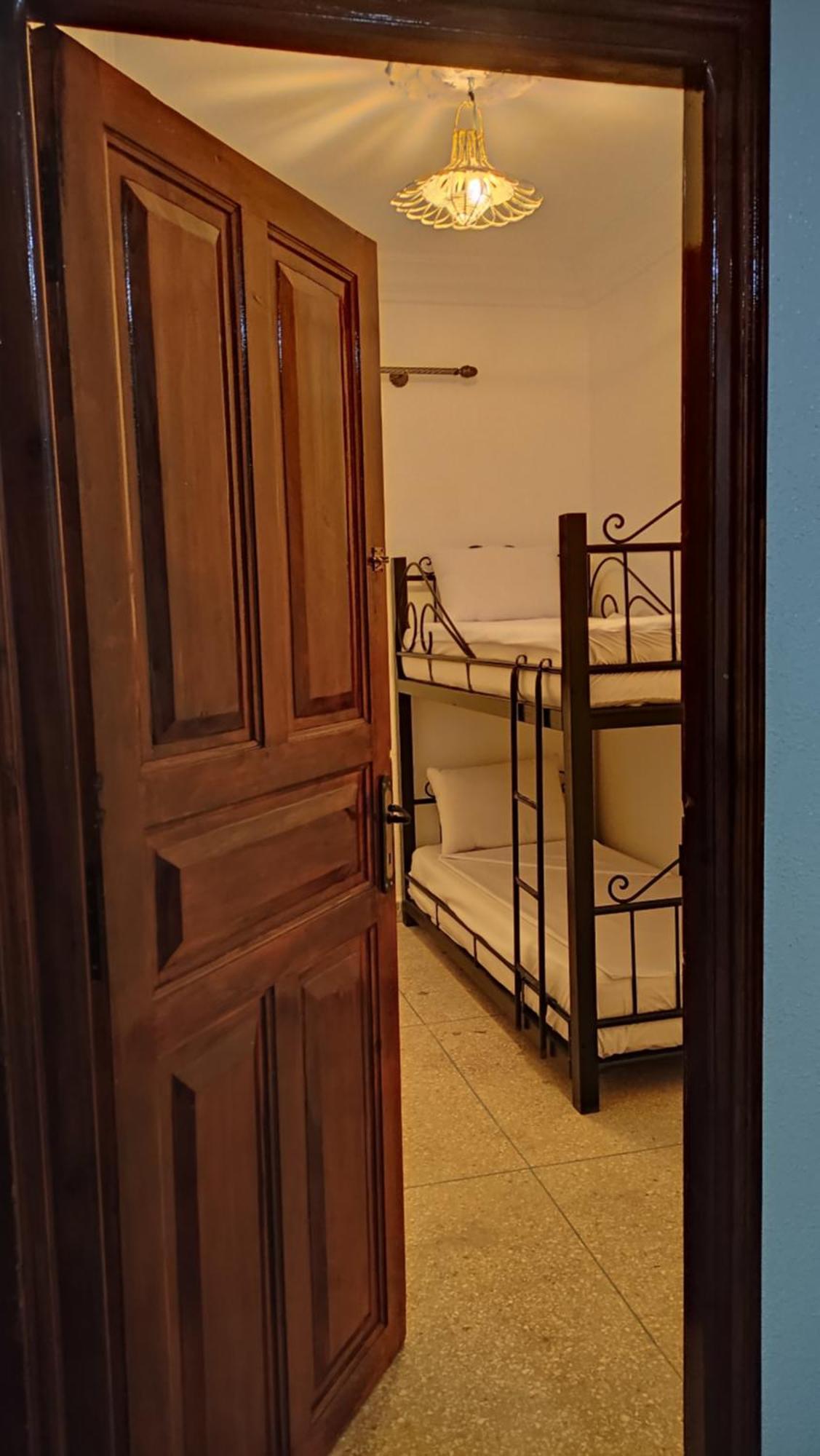 Warzazat Hostel 外观 照片