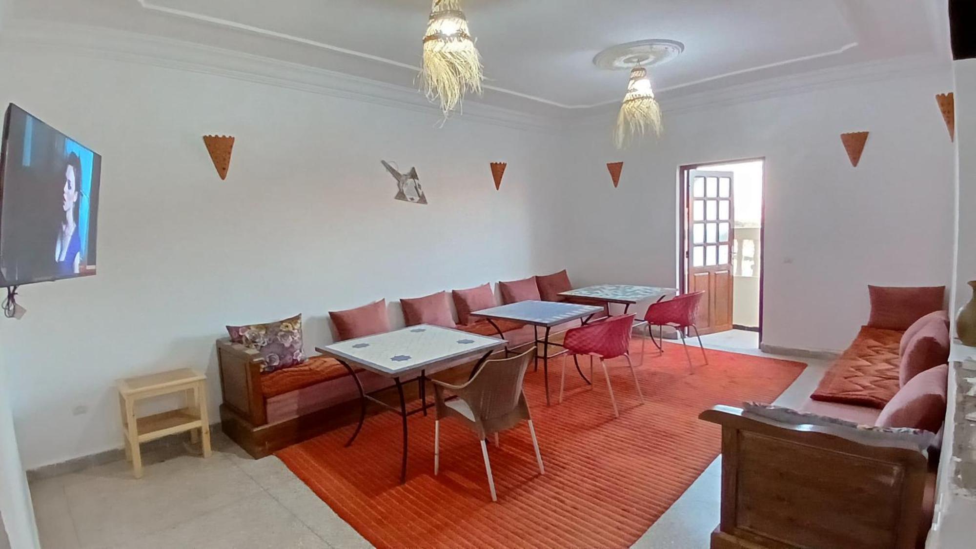 Warzazat Hostel 外观 照片